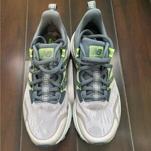 New Balance All Terrain Sneakers Womens Size 10